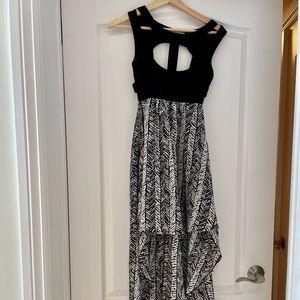 High low dress with black cut out too. Size small